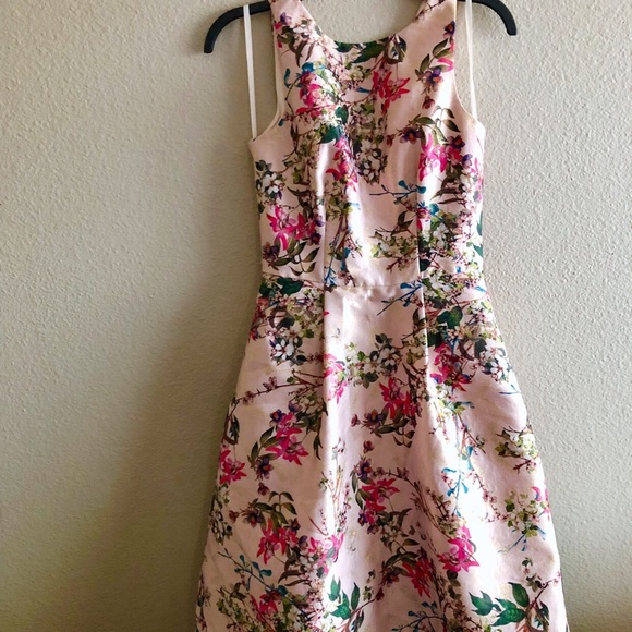 floral dress with pockets